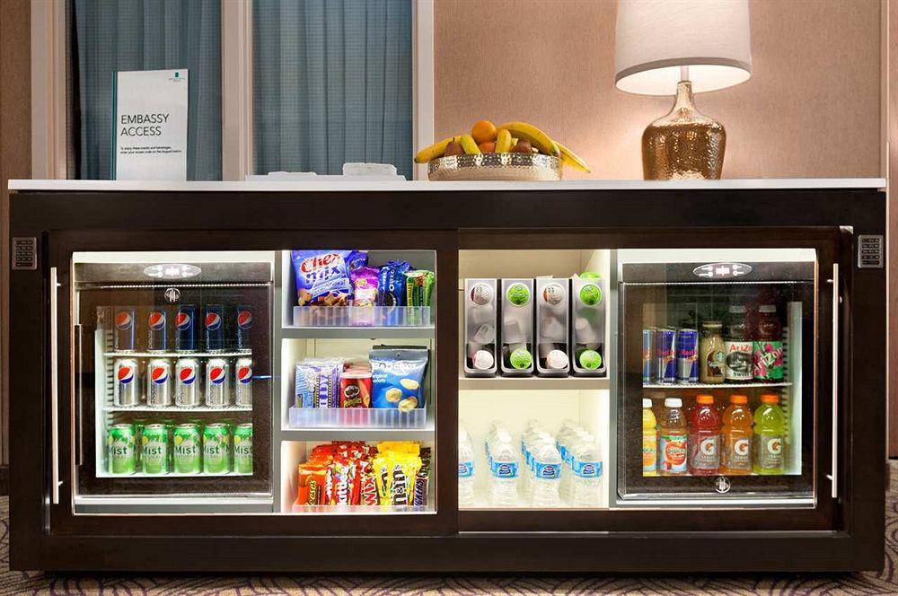 Embassy Suites East Peoria Hotel And Riverfront Conference Center Экстерьер фото